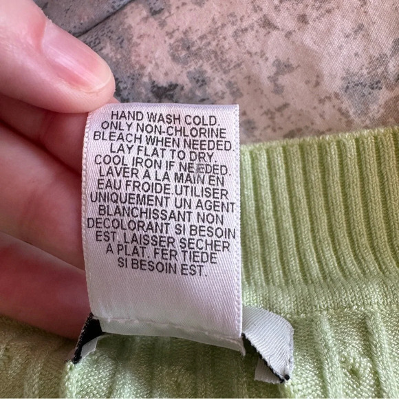 VTG Guess Y2K Knit Sweater Sz M Green Preppy Brat 90s Bodycon Wide Neck Pullover - Picture 10 of 10